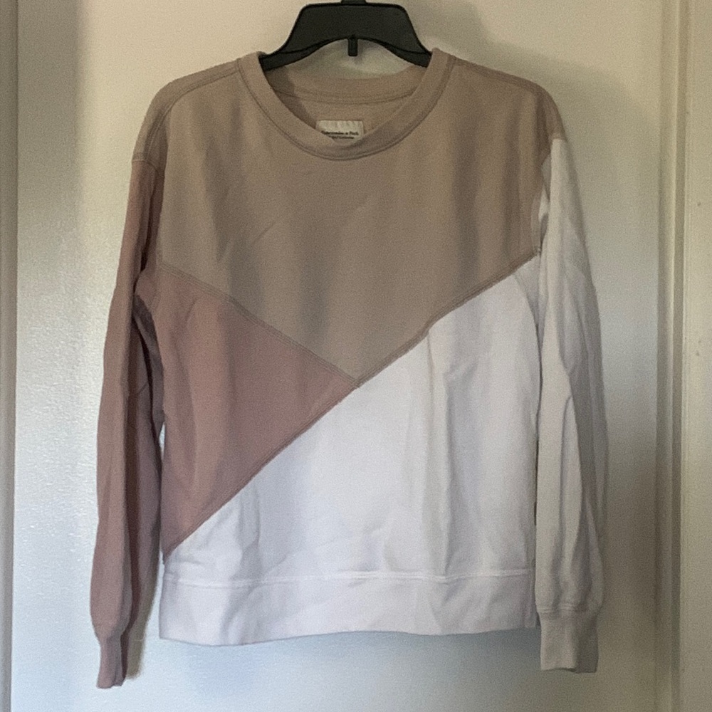 Abercrombie & Fitch Crewneck